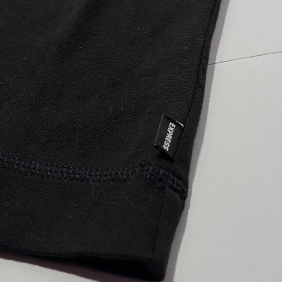 Express Woman's Black T-Shirt Angelic Wings Logo Cursive XL Y2K 100% Cotton NWT - Picture 3 of 4